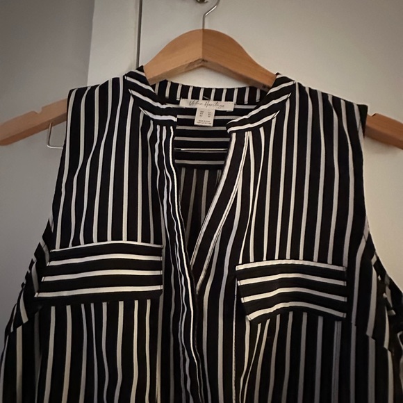 Dress Size: Medium - Picture 2 of 5